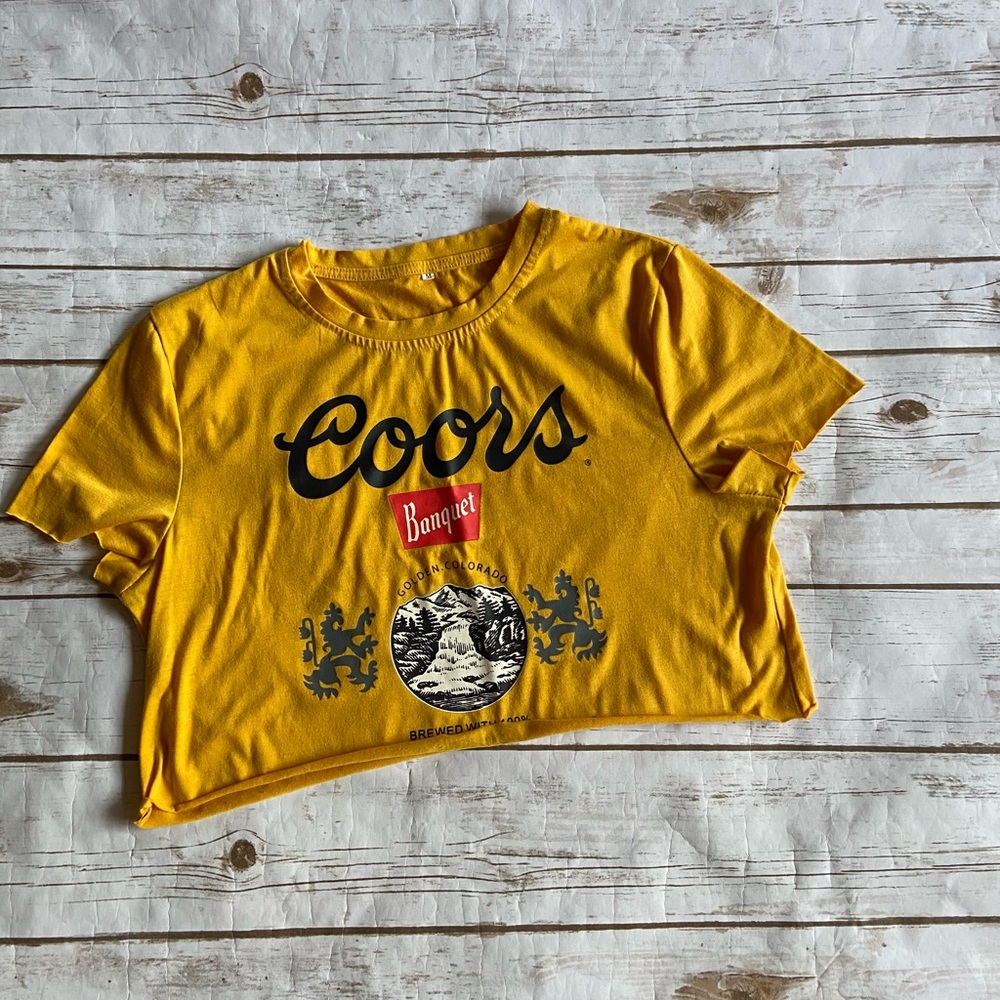 Coors banquet cropped graphic tee